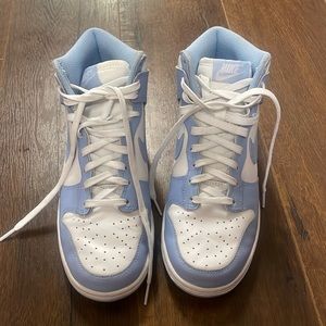 ALUMINUM DUNKS WORN A FEW TIMES!